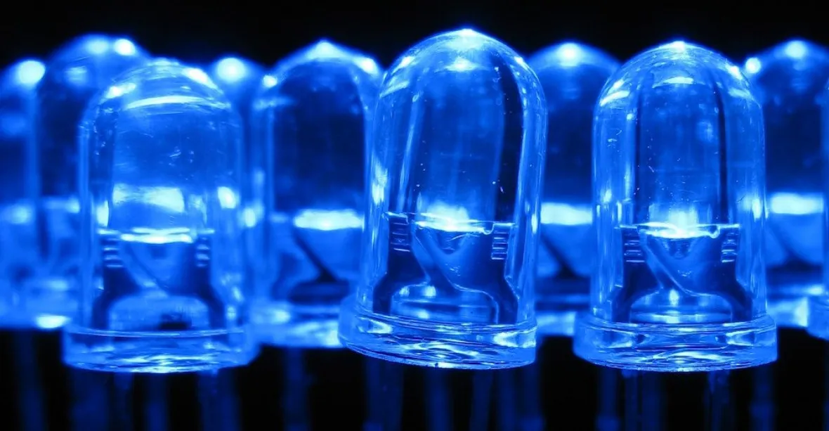 Nobelovu cenu za fyziku získali vynálezci LED diody