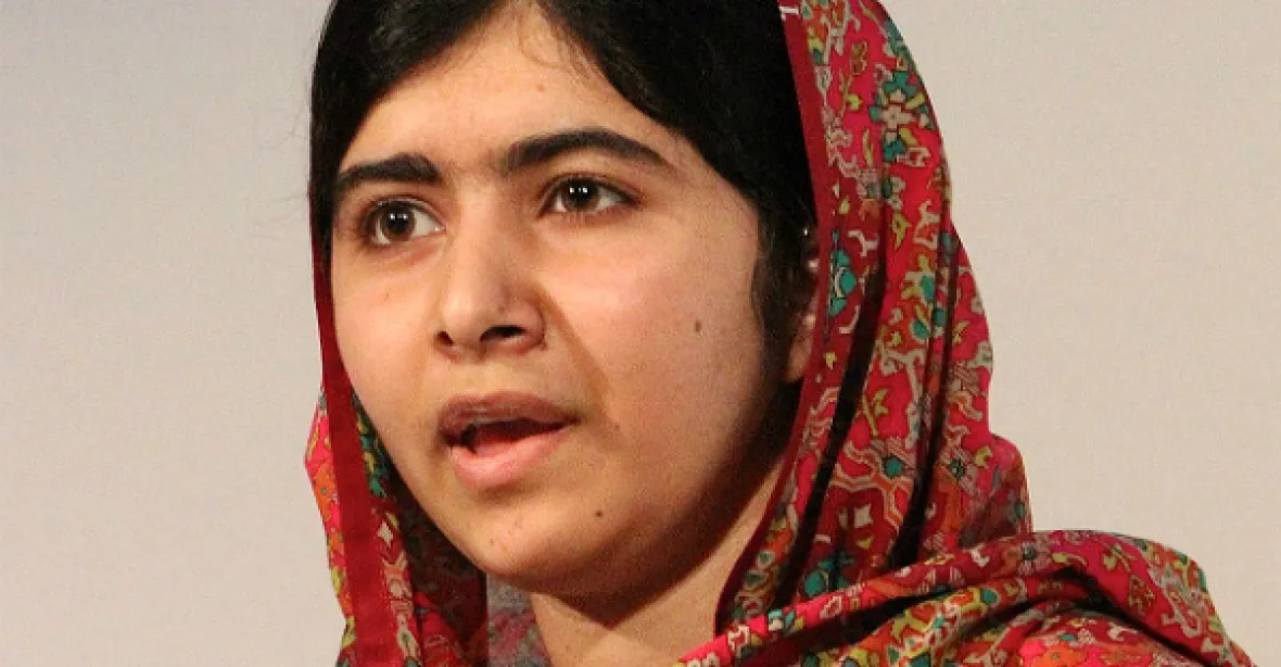 Nobelovu cenu za mír získali Malala a Ind Satjarthi