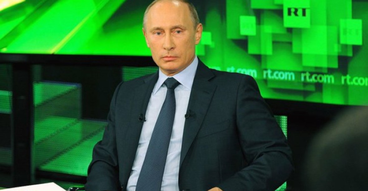 Putin: Rusko se chystá na strašlivý pád cen ropy