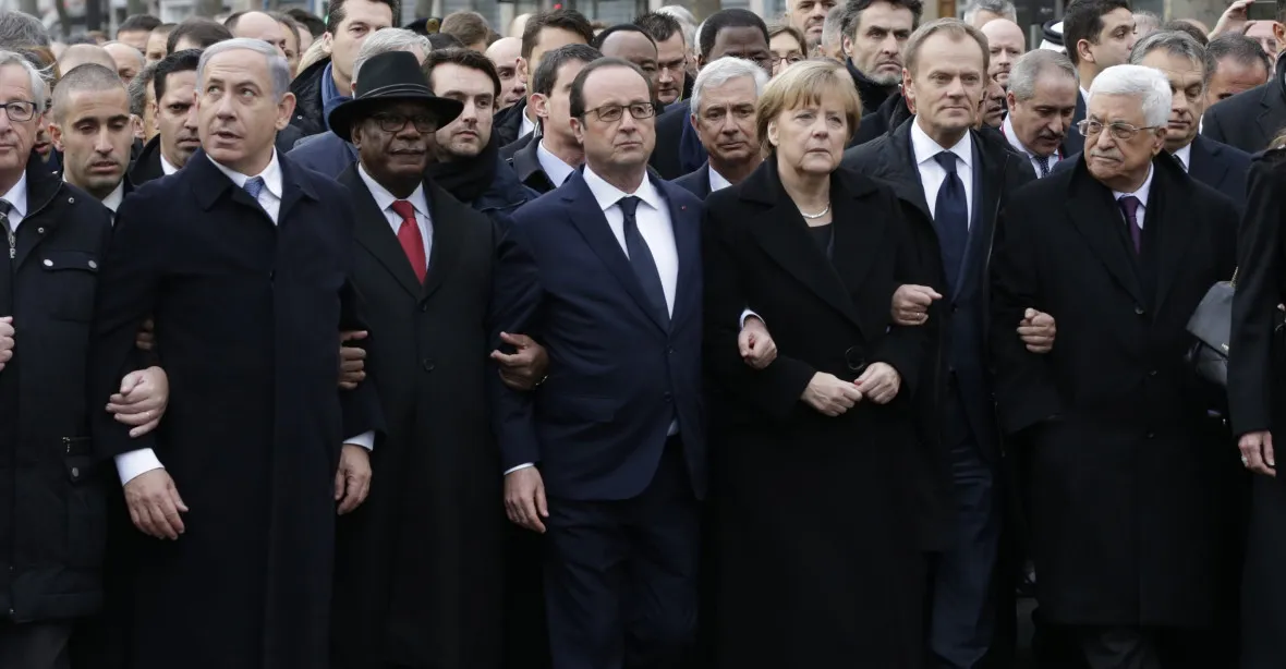 Ironie pochodu státníků. Kdo šel v Paříži za svobodu slova?