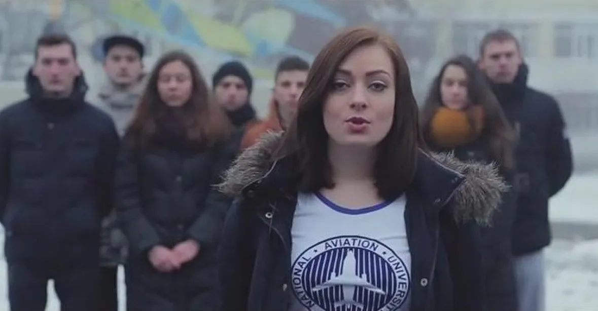 Nevěřte propagandě, prosí ukrajinští studenti ty ruské