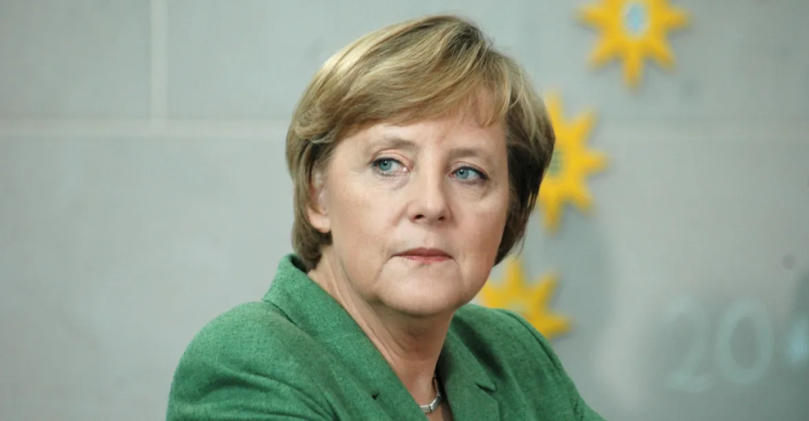Merkelová 9. května nedorazí. Rouhání, zní z Moskvy