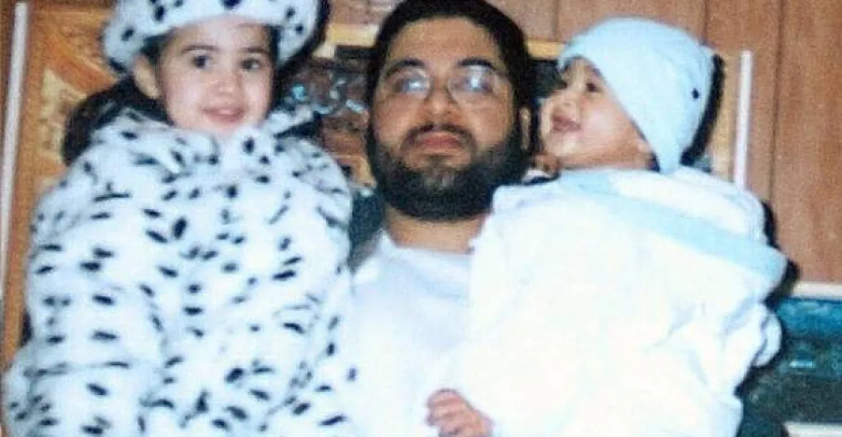 ‚Znásilníme tvoji dceru.‘ Děsivé svědectví Brita z Guantanáma