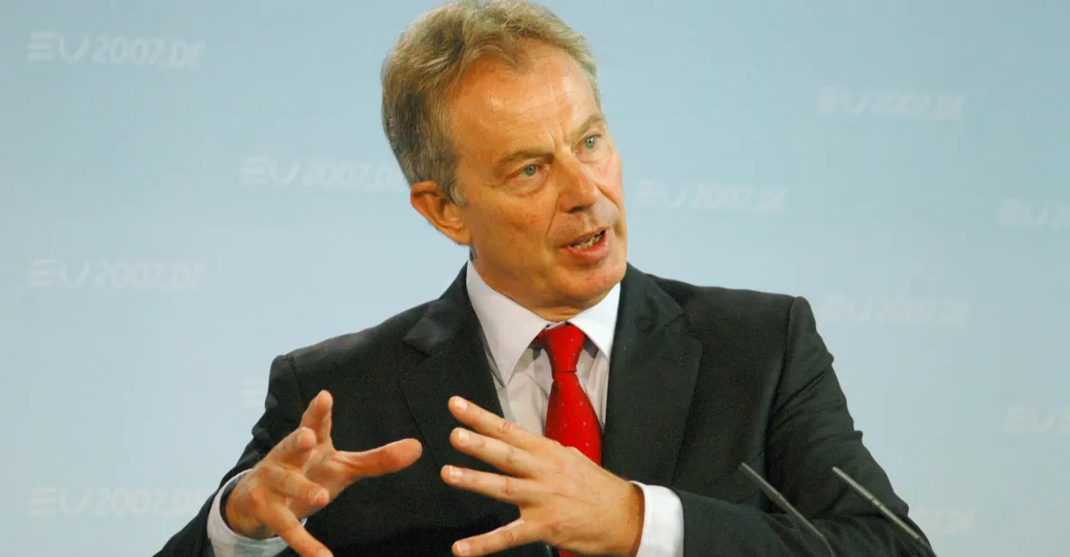 Blair radí Ukrajině i Rusku. Setkal se s lidmi ze sankčního seznamu