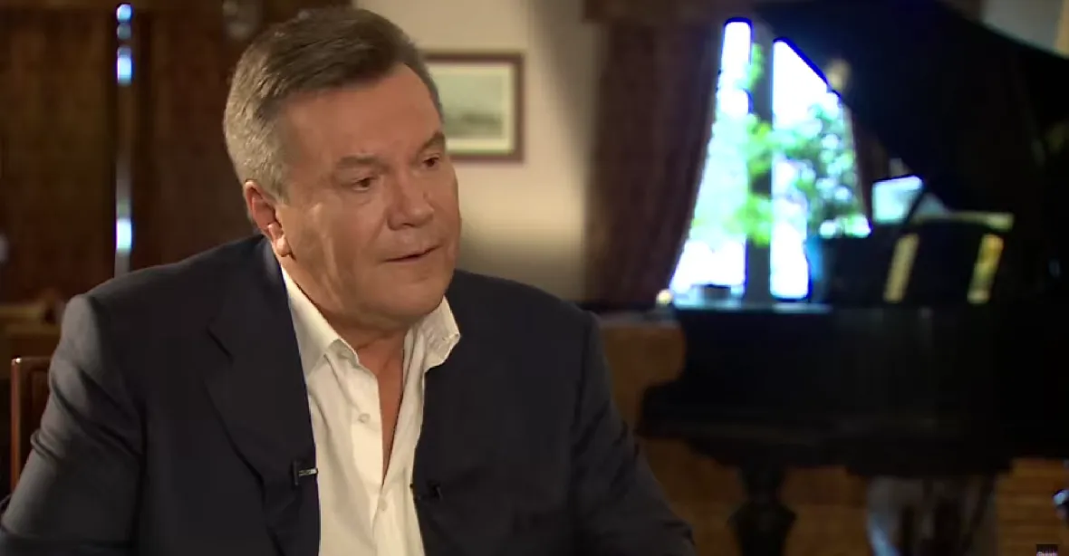 Janukovyč: No tak jsem měl v rezidenci pštrosy. Prostě tam byli