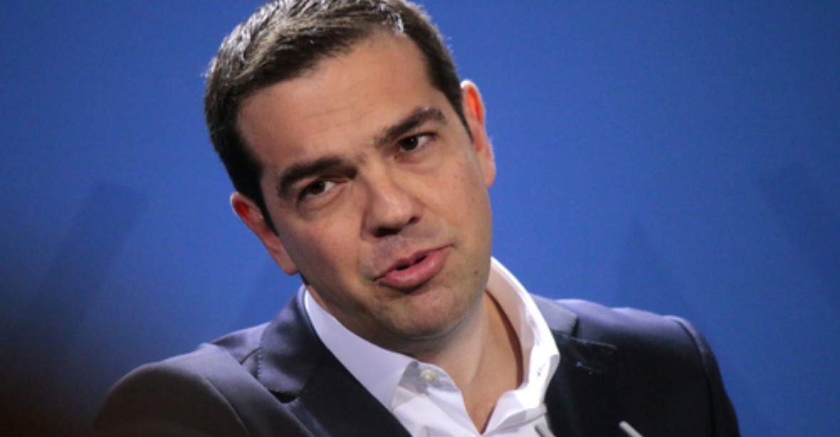 Tsipras hrozí Řekům: ‚ANO‘ povede ke snížení důchodů