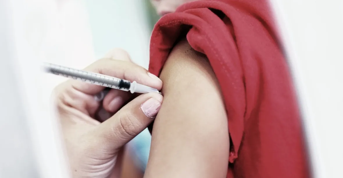 Očkovací propaganda v České televizi