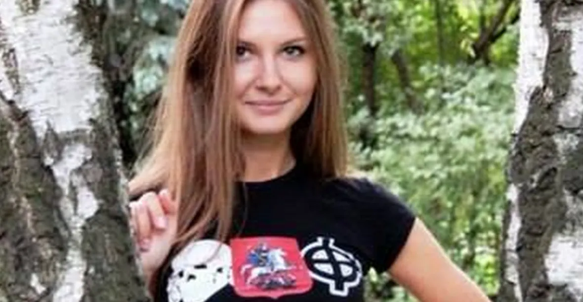 Ruská Miss sympatie přišla o titul. Neonacismus jí neprošel
