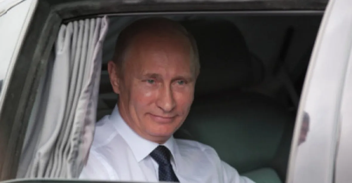 Úspěch Kremlu: 98 % Rusů nepřipouští vinu Moskvy za sestřelení boeingu