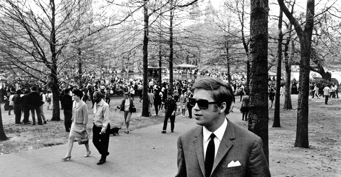 Unikátní snímky: Havel v New Yorku 1968. I s Peroutkou