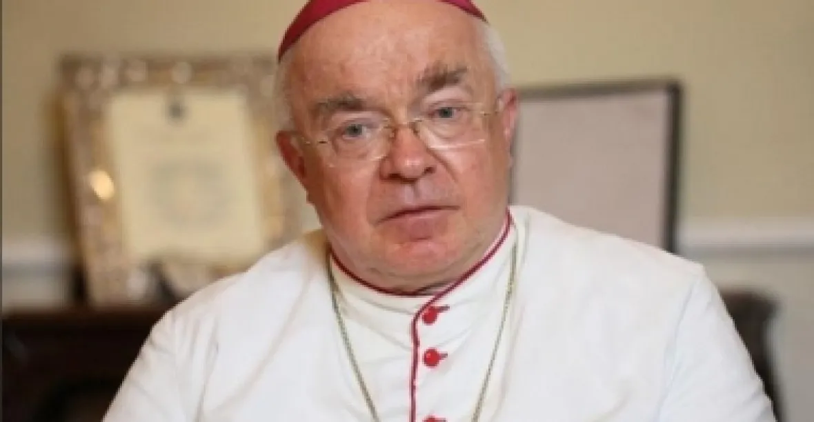Arcibiskup obviněný z pedofilie zemřel před procesem