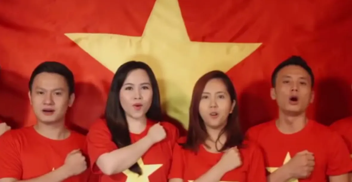 Komu patří vietnamská hymna? Rodina chce poplatky