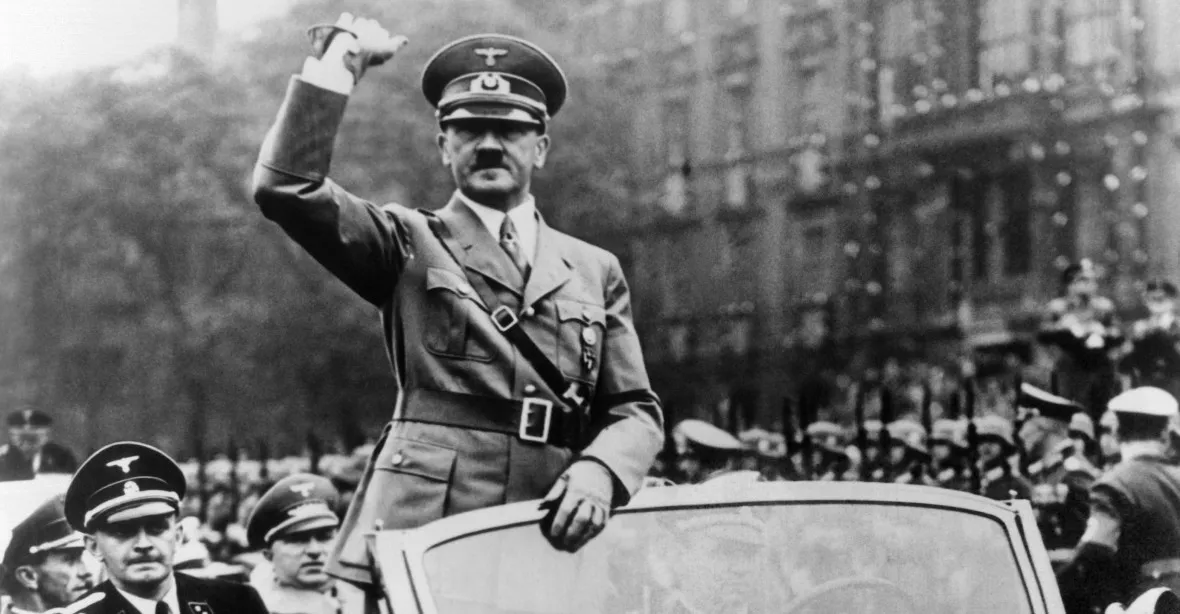 Hitler byl závislý na drogách, čistý nebyl nikdy, tvrdí nová kniha