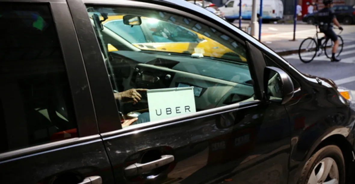 Uber, Liftago, Hopin... Nastává soumrak klasického taxi?