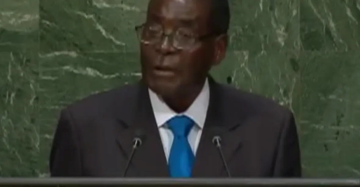 VIDEO: ‚Nejsme Gayové!‘ Mugabe brojil v OSN proti lidským právům