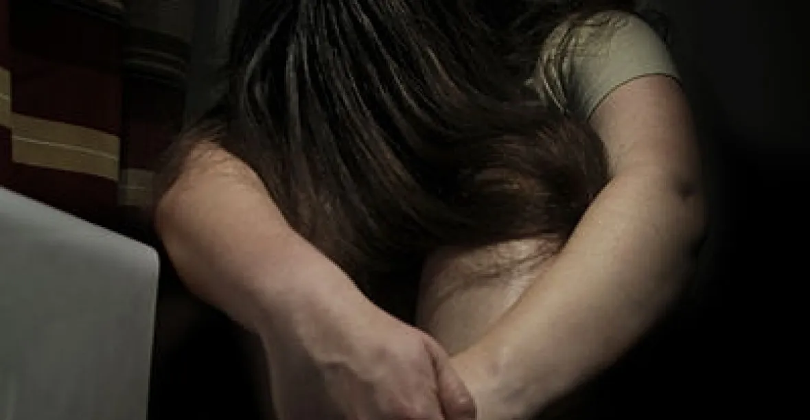 ‚Mlčení bolí.‘ Každá šestá Češka je obětí domácího násilí