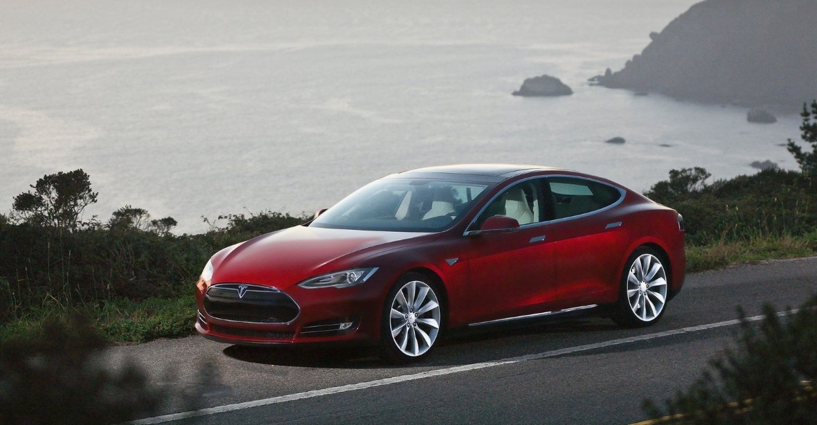 Elektromobil Tesla S: Budoucnost v přítomnosti