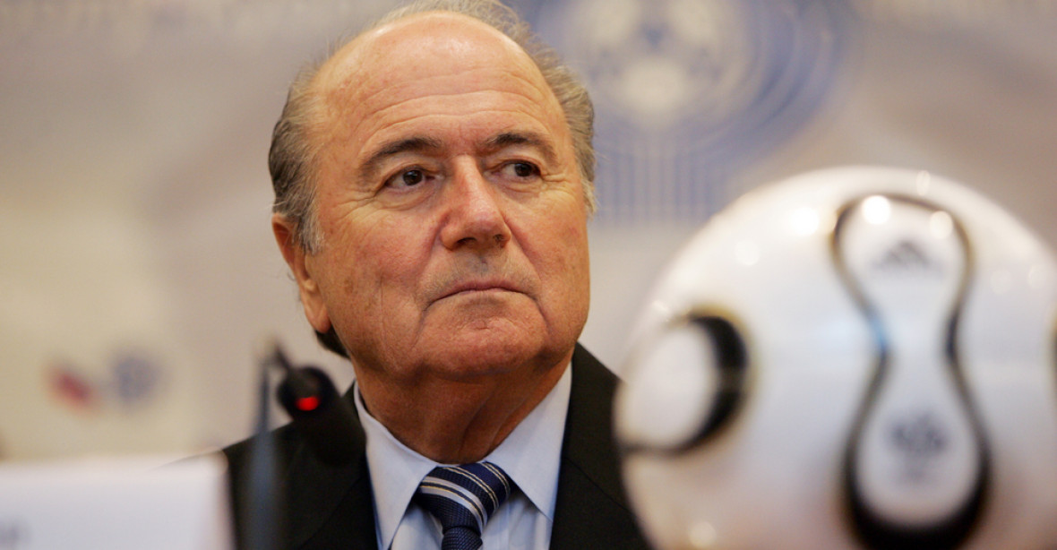 Blatter: O Rusku se rozhodlo už před volbou. Katar zařídil Sarkozy