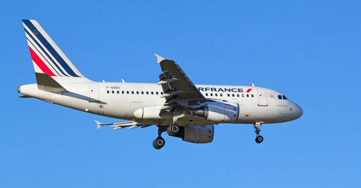 Kvůli anonymu musely nouzově přistát dva letouny Air France