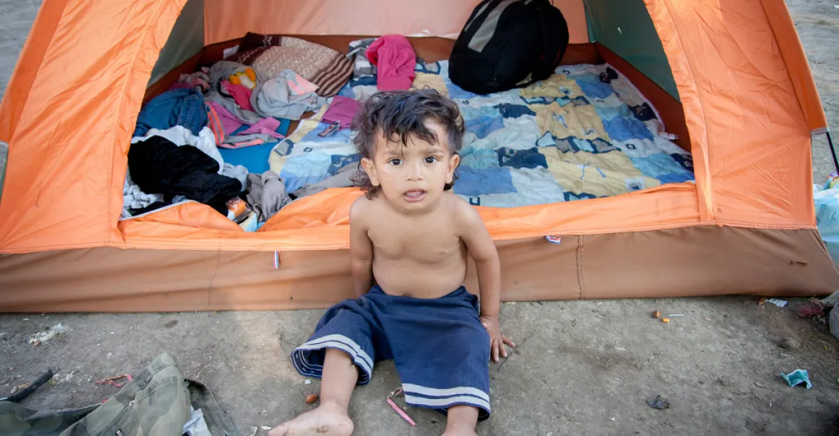 Kde spí děti uprchlíků. Pohnuté svědectví známého fotografa