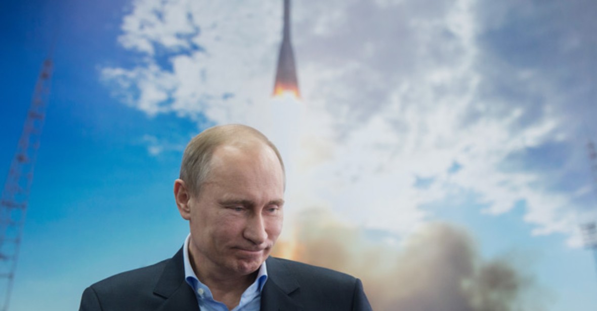 Putin dobyvatel. Kosmodrom otevře i přes ‚korupci a šlendrián‘