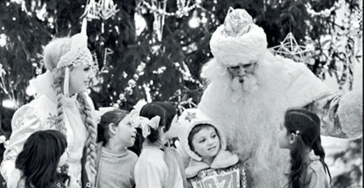 ‚Jolka jede‘. Sovětské Vánoce jsou stále v oblibě, navzdory církvi