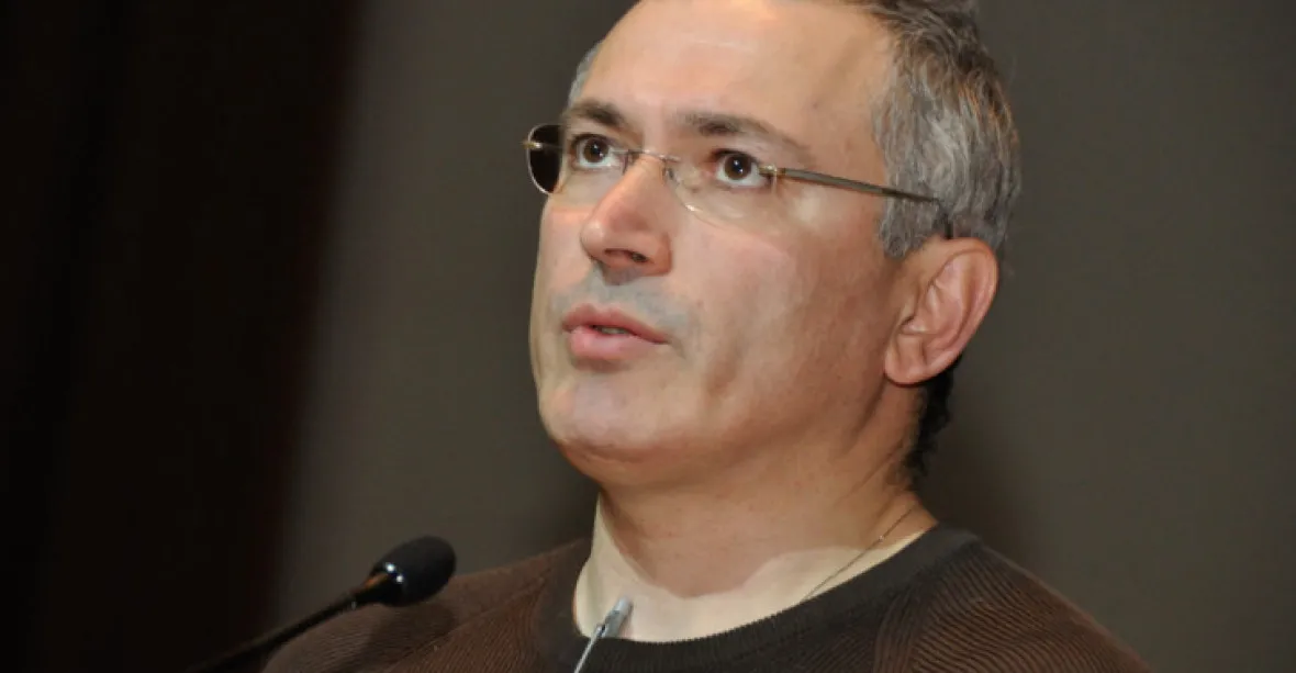Stíhaný Chodorkovskij zvažuje azyl v Británii