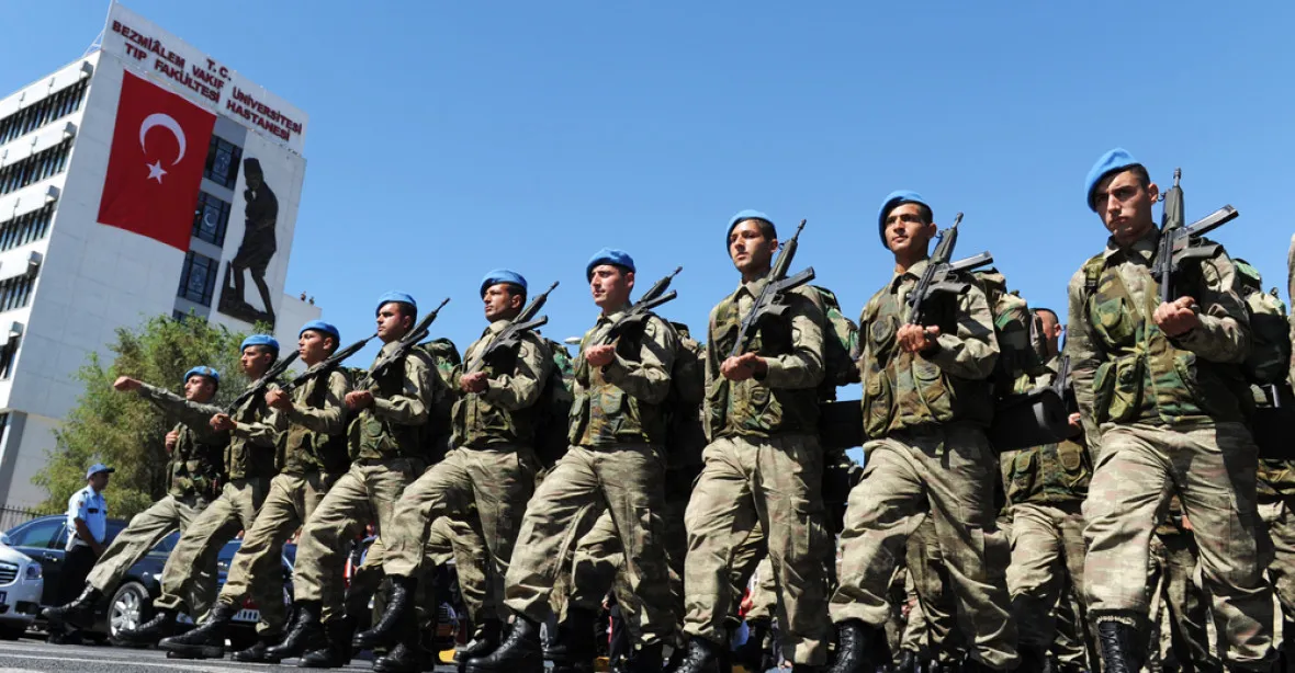 Hrozí válka Iráku s Tureckem? Přes hranici létají silná slova