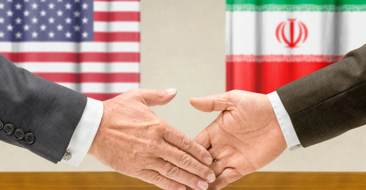 Západ přivítal dohodu s Íránem. USA ale oznámily nové sankce