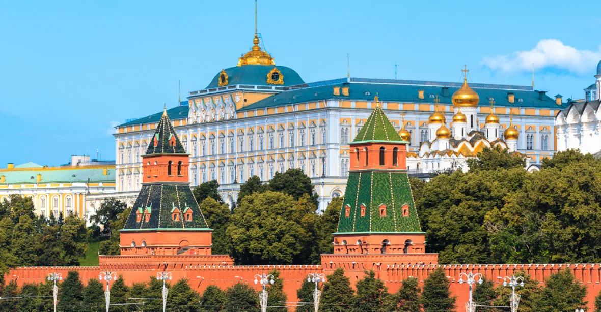 Kreml si platí evropské politiky, USA spouští rozsáhlé vyšetřování