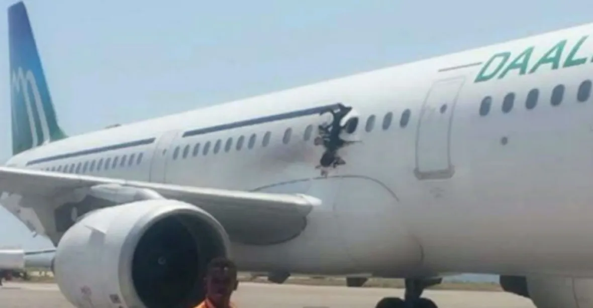 Za explozí v somálském letadle byla bomba