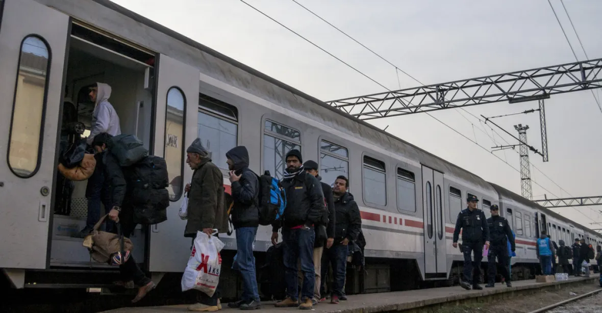 Aktivisté vezli uprchlíky na vlak, dostali vysokou pokutu