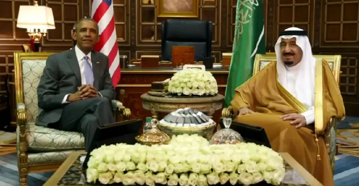 Políček Obamovi? Na letišti ho osobně nevítal saúdský král