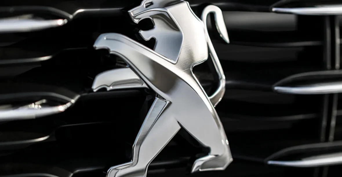 Razie v automobilce Peugeot kvůli vyšetřování emisí