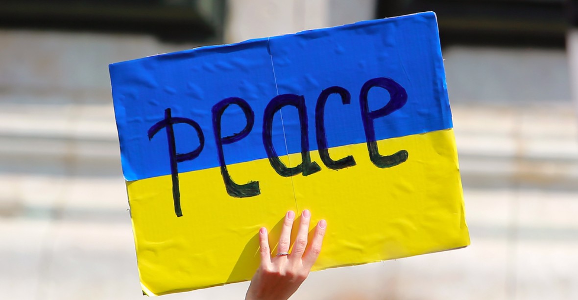 V ukrajinském Donbasu má od soboty platit nový klid zbraní