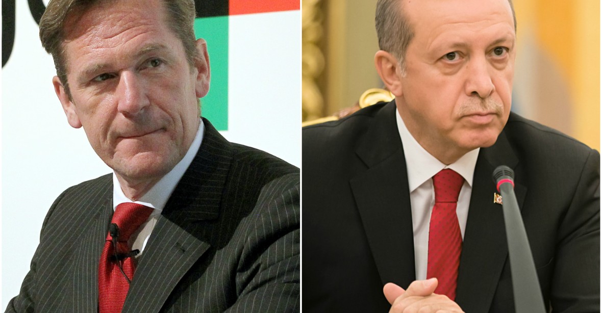 ‚Erdogana nebude nikdo urážet‘. U soudu byl i šéf z Axel Springer