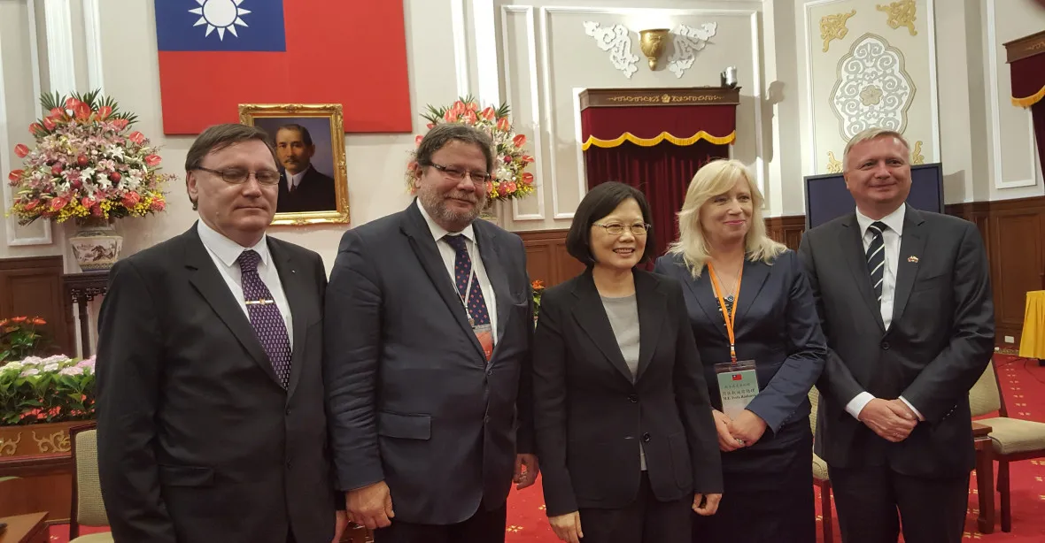 Tchajwanská prezidentka Prahu nezajímá, ČR upřednostňuje Čínu