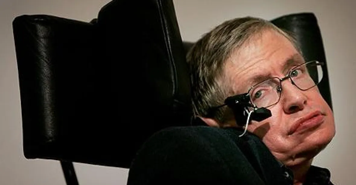 Stephen Hawking o Brexitu: Británie nedokáže stát proti světu sama