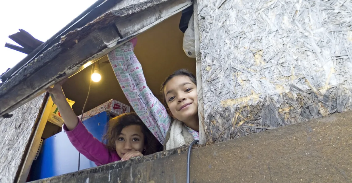 Paříž vybuduje velký uprchlický tábor na severu města