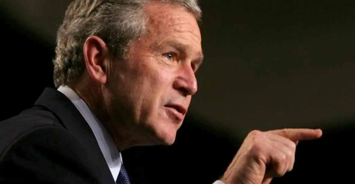 Bush obhajuje invazi do Iráku: Likvidace Saddáma světu prospěla