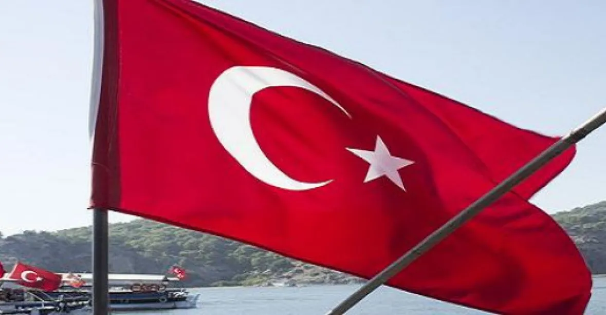 Pokus o puč v Turecku je pro trhy špatnou zprávou