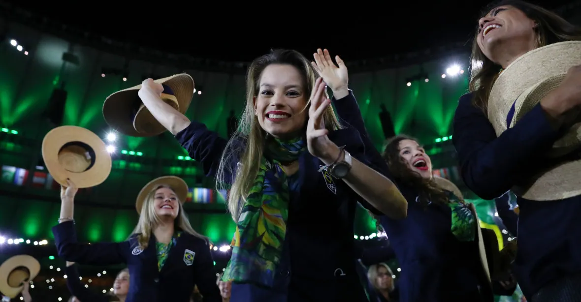 Rio 2016 zahájeno: samba, bez Pelého i s pískotem