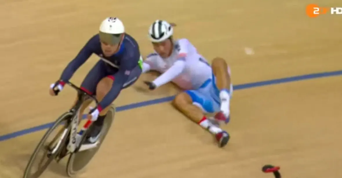 Drsný boj o olympijské medaile. Najel hvězdný Cavendish do soupeře úmyslně?