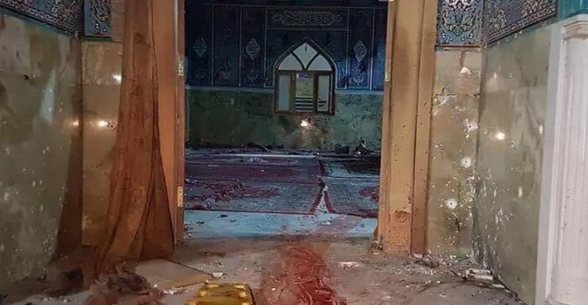 V Kábulu zaútočili na náboženské poutníky. Zemřelo 15 lidí