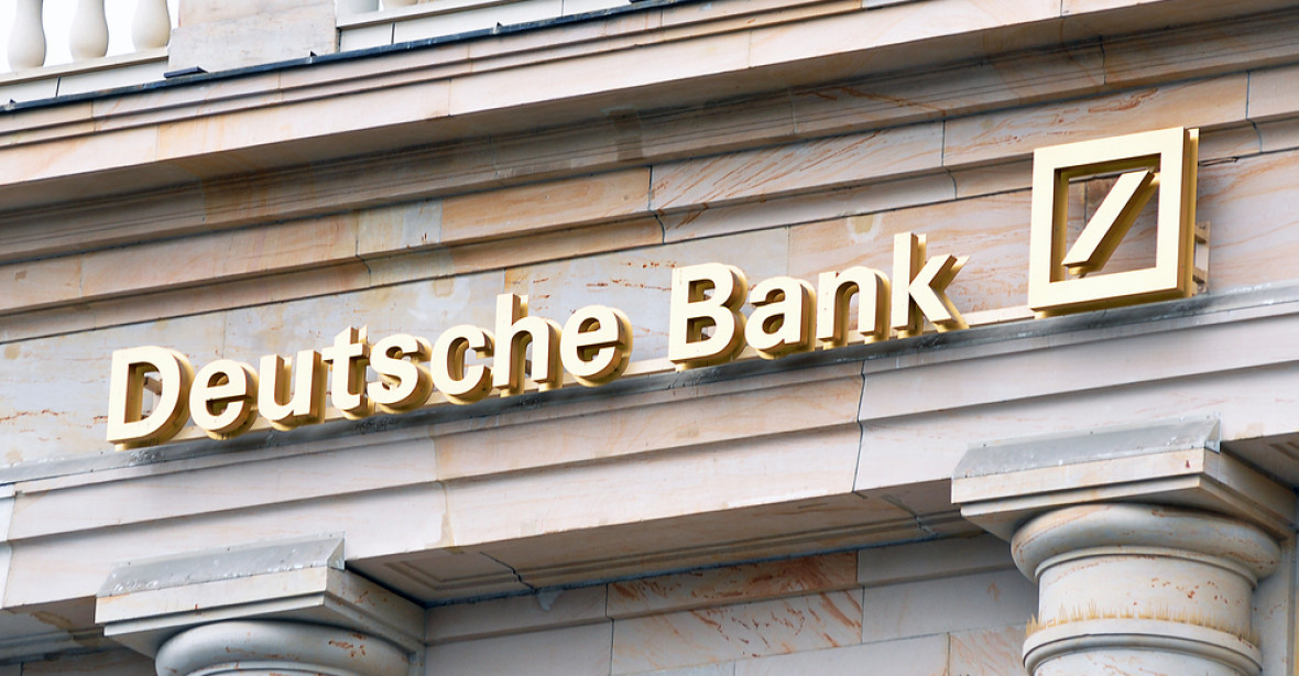 Němci se do záchrany Deutsche Bank neženou, opět avizuje kancléřství