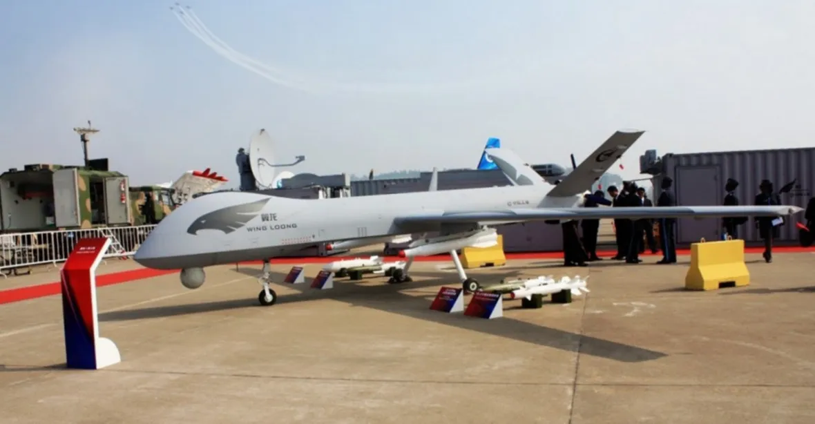 Invaze čínských vojenských dronů. Jak odpoví Spojené státy?