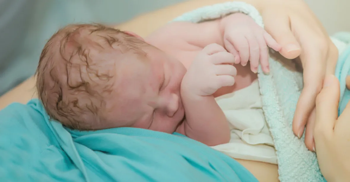 BBC: Porody císařským řezem podle vědců ovlivňují evoluci