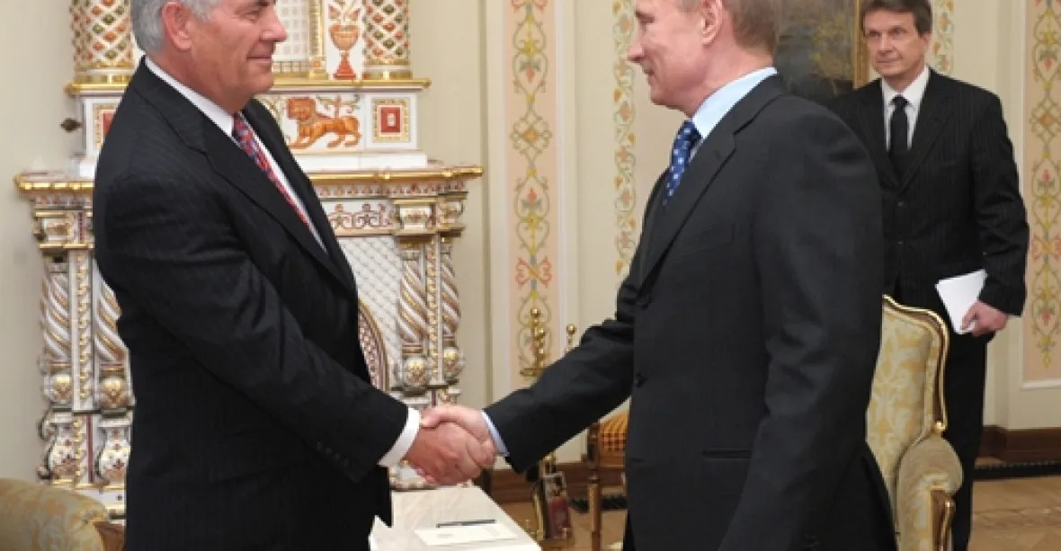 Kreml se raduje: Trumpova ministra zná v Moskvě každý