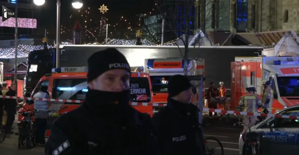 Berlín po útoku: policie udělala razii na uprchlické ubytovně