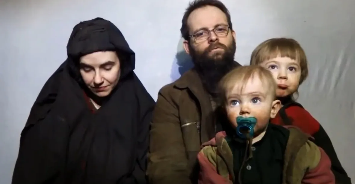 VIDEO: Unesení manželé v Afghánistánu. Během zajetí mají 2 děti